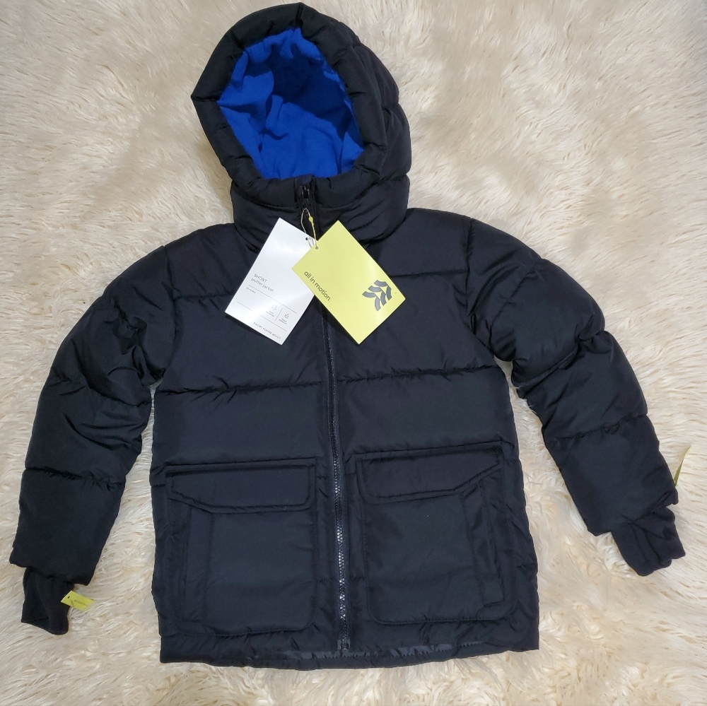 All In Motion Boys Size S 4/5 Black Blue short puffer winter jacket NEW with Tag